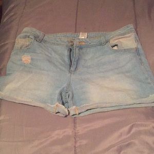 Juniors jean shorts